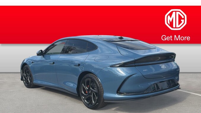 MG IM5 553kW Performance 100kWh 5dr Auto Electric Hatchback - Image 2
